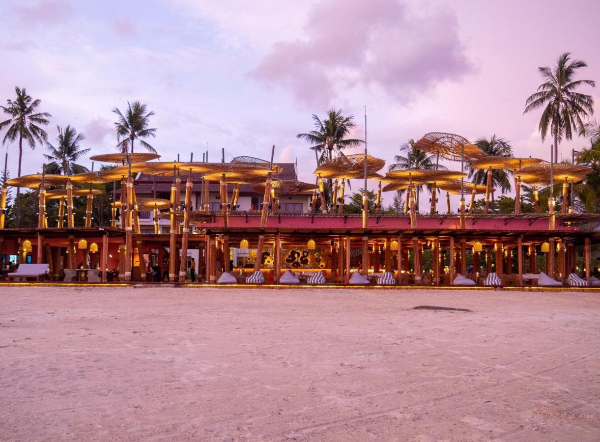 อัปสรา บีชฟร้อนท์ แอนด์ รีสอร์ท 4*